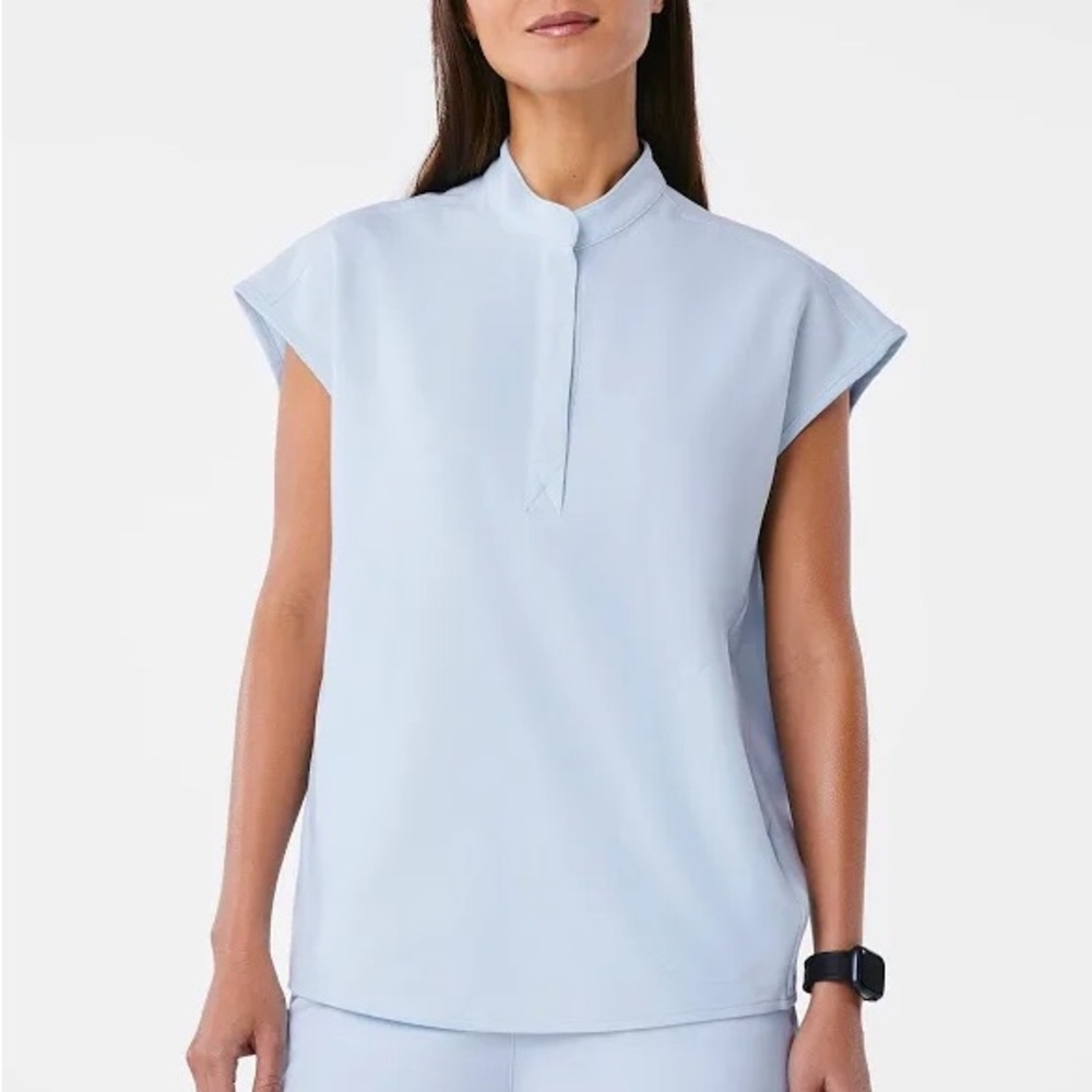 FIGS Women's Rafaela Oversized Scrub Top